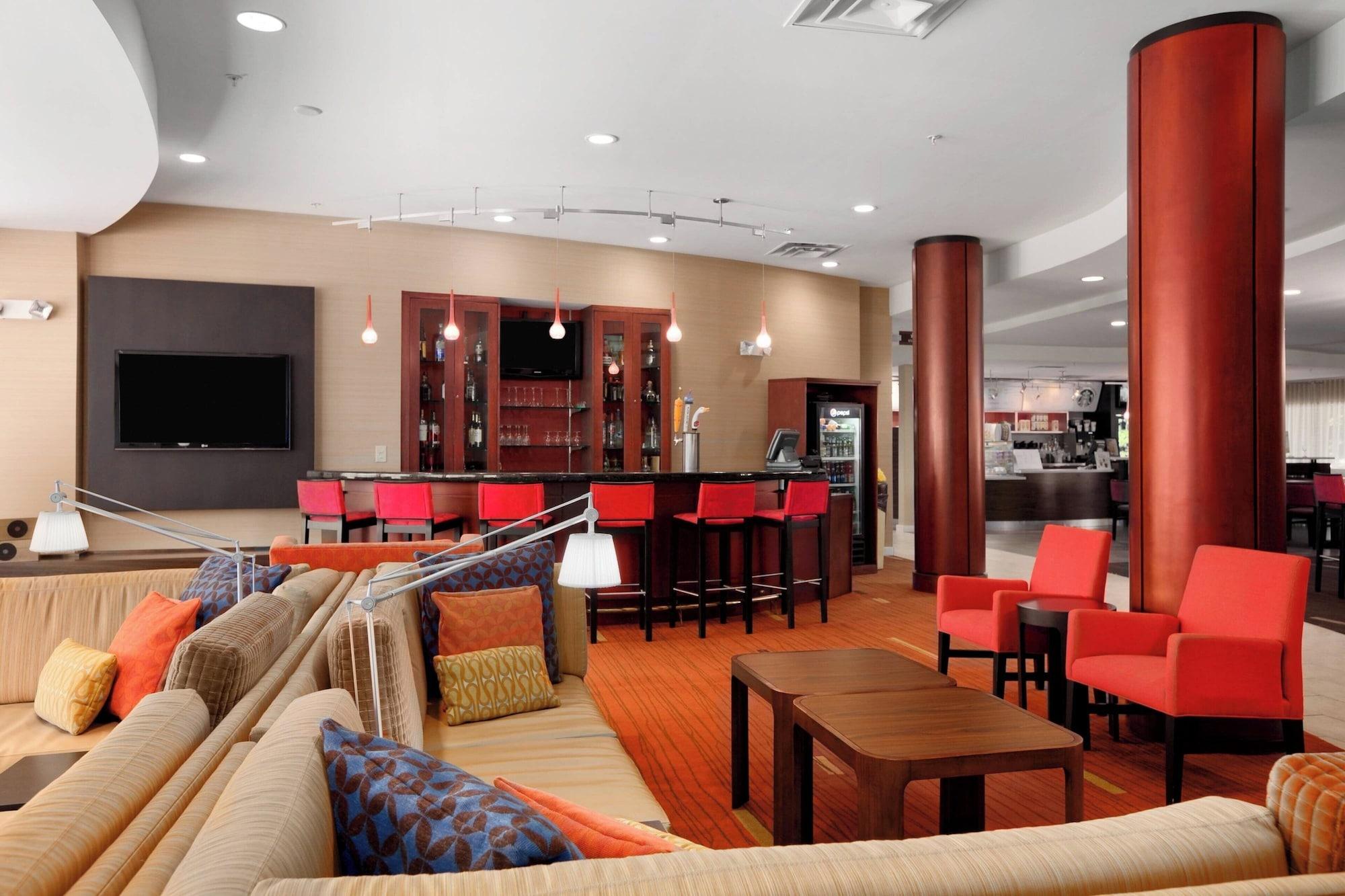 Vista Lobby Courtyard by Marriott Wall at Monmouth Shores Corporate Park