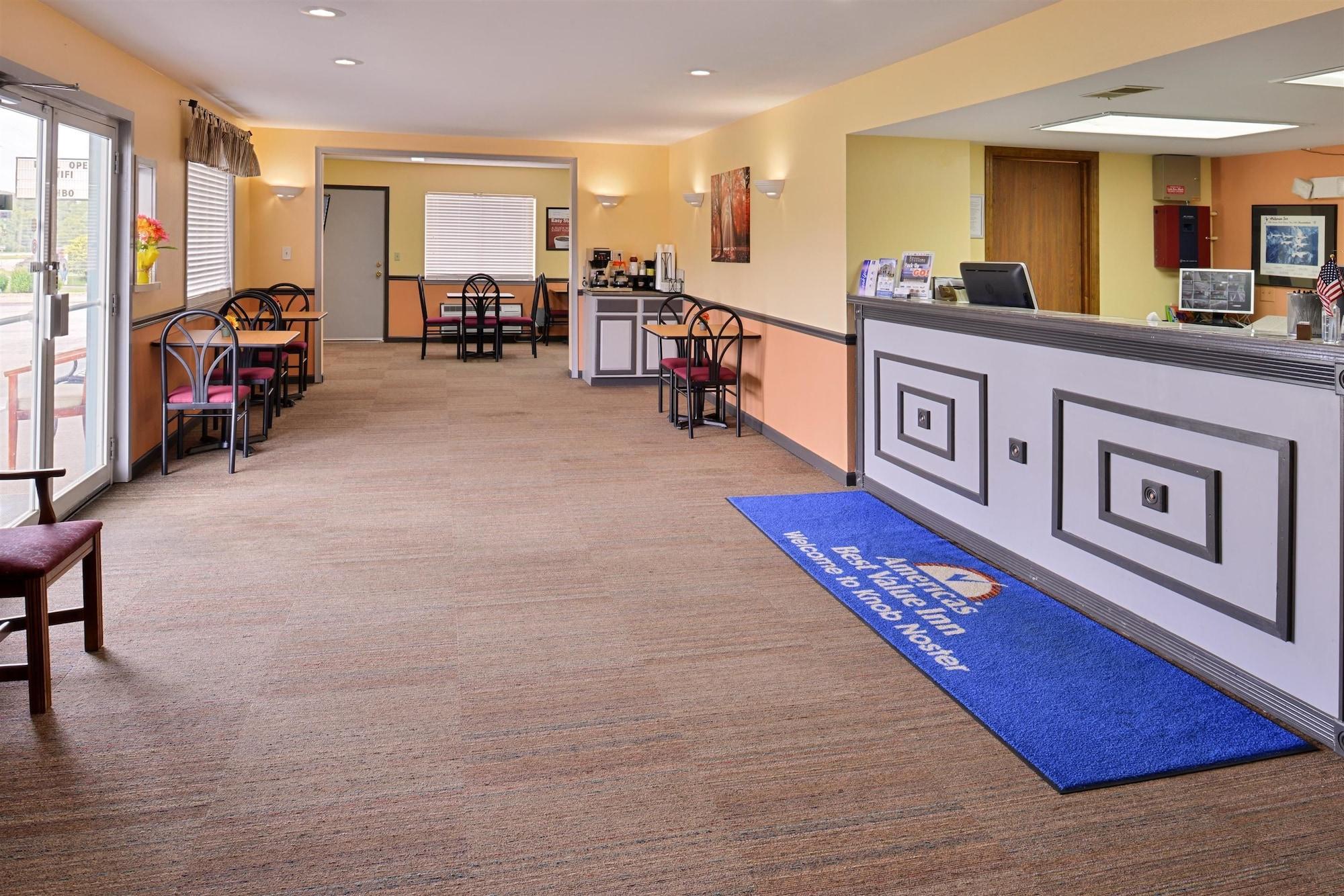 Vista Lobby Americas Best Value Inn Knob Noster