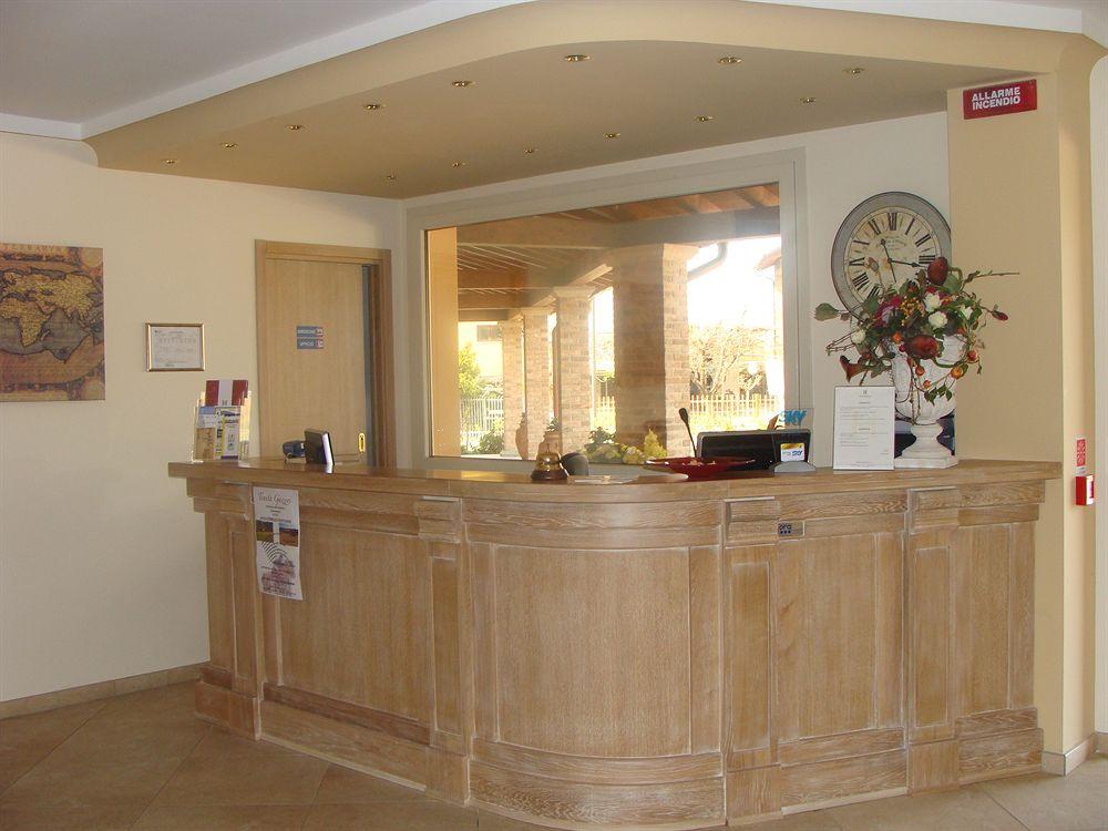 Vista Lobby Hotel Belforte