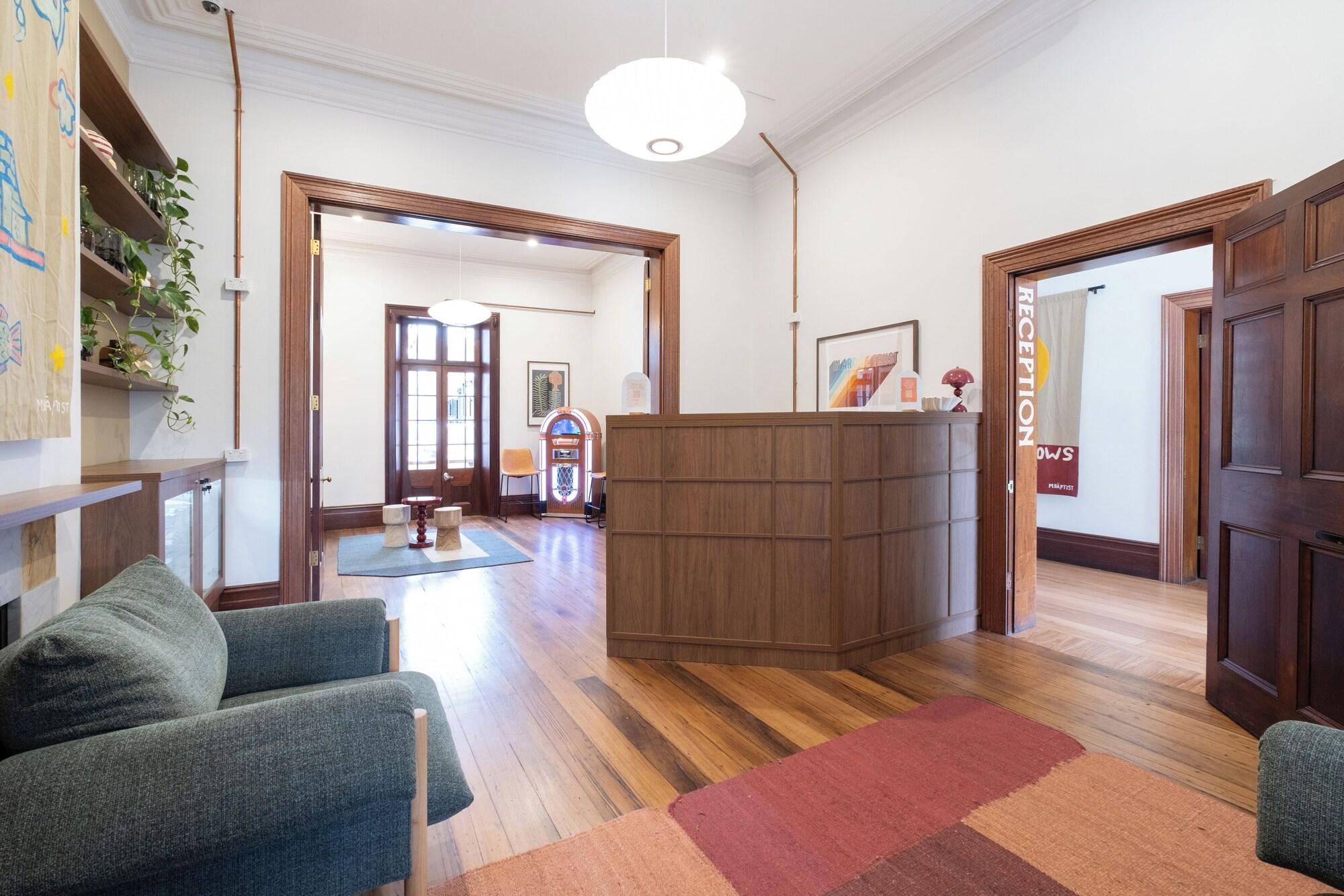 Vista Lobby Little Drifter Surry Hills