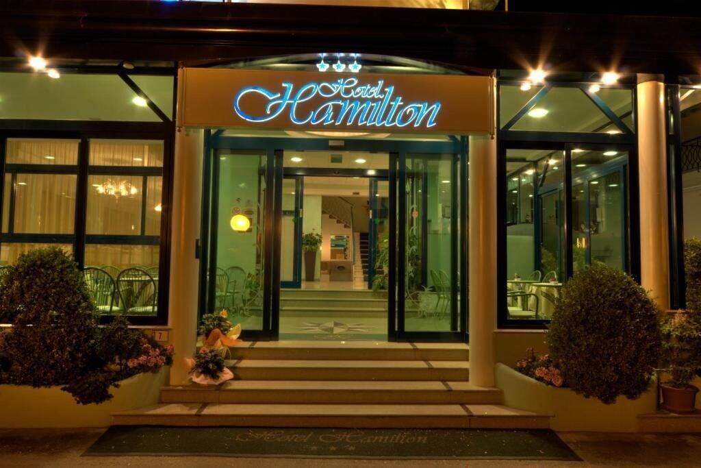 Vista Exterior Hotel Hamilton