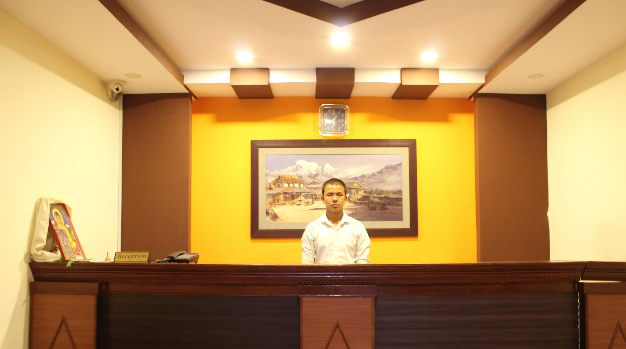 Bar/Salón Royal Atlantic Home