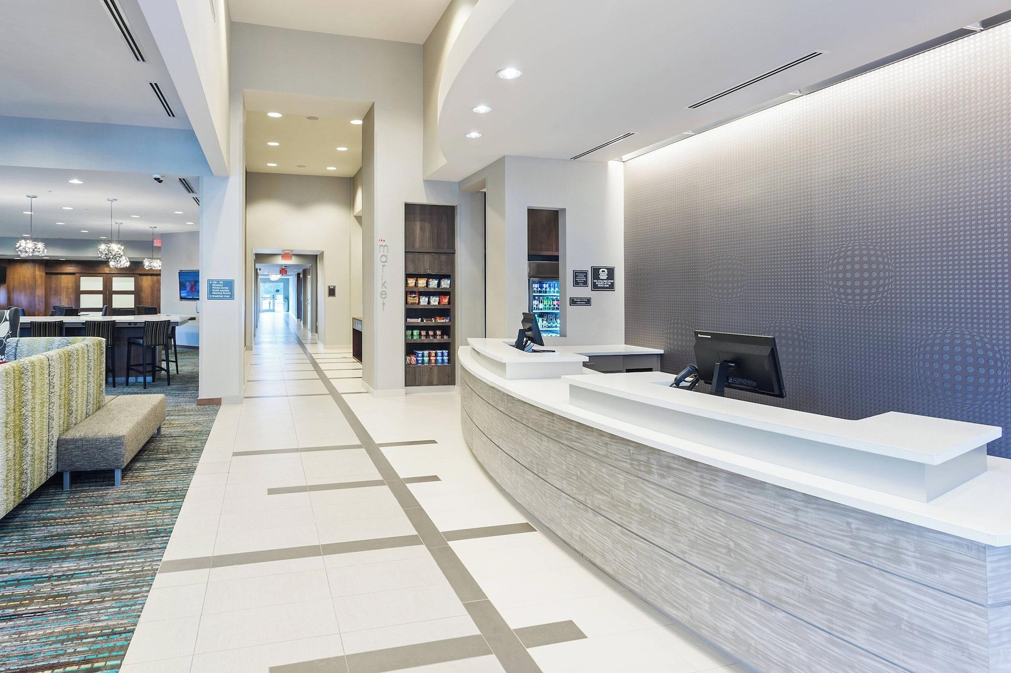 Vista Lobby Residence Inn by Marriott Houston West/Beltway 8 at Clay Rd.
