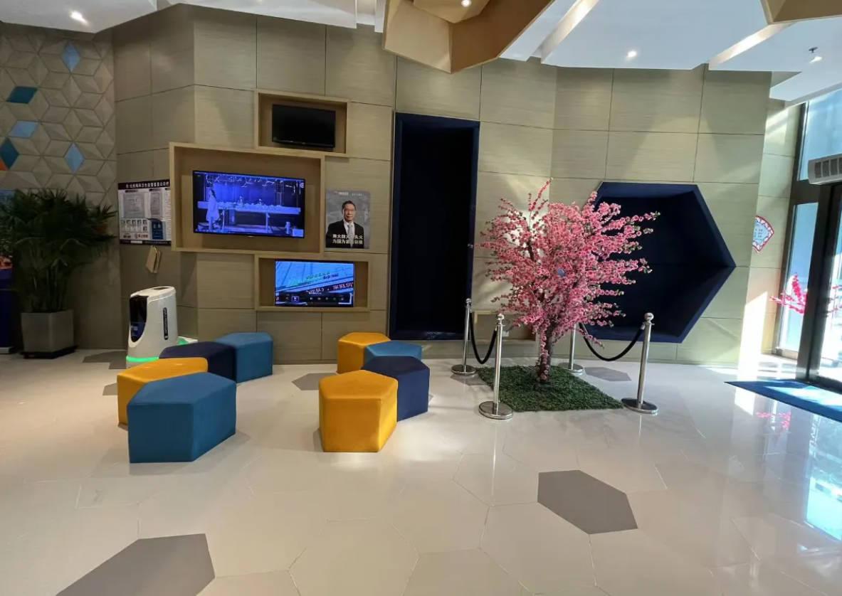 Vista Lobby Holiday Inn Express Panjin Downtown by IHG