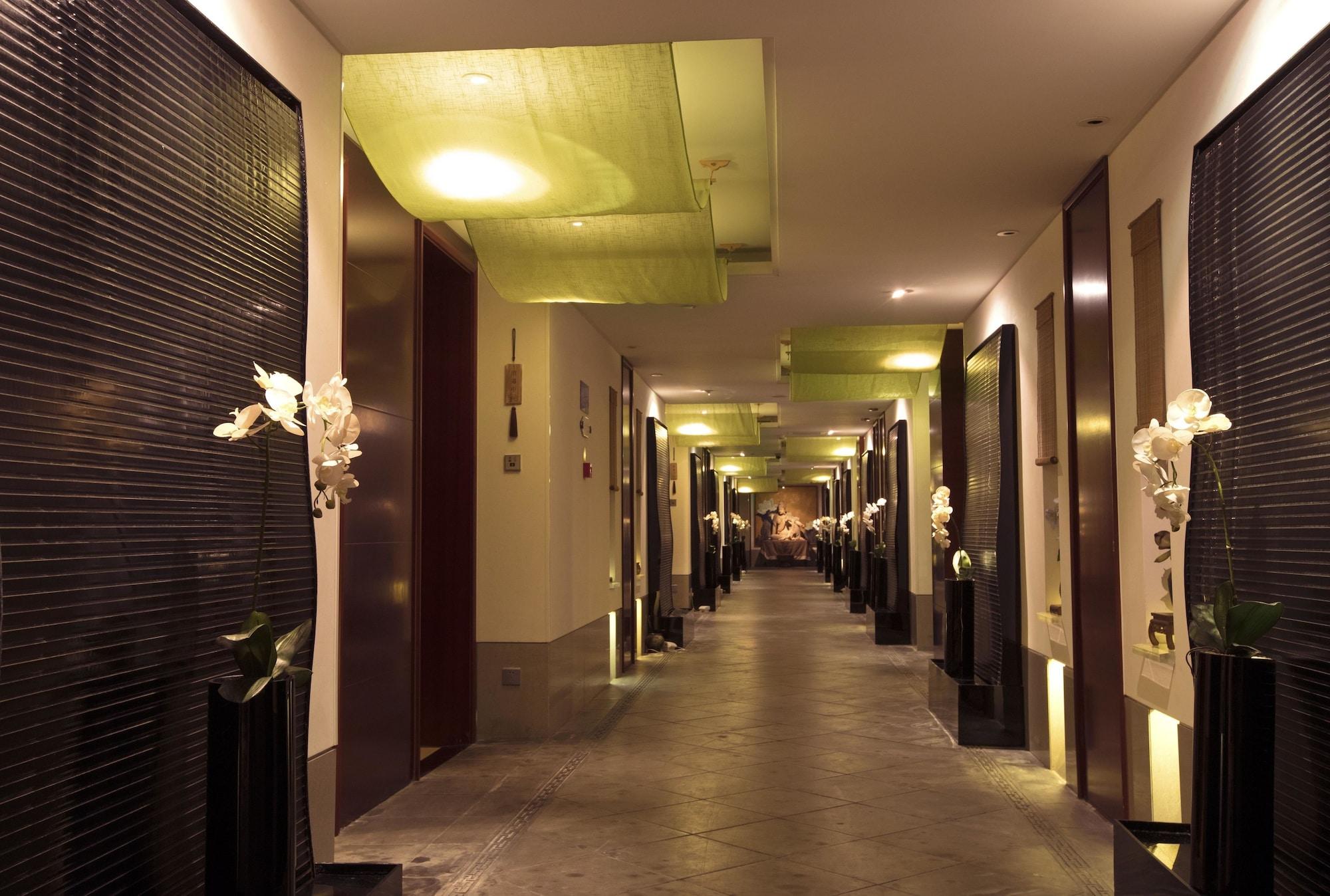 Spa Ovation Seven-Cultivation Hotel