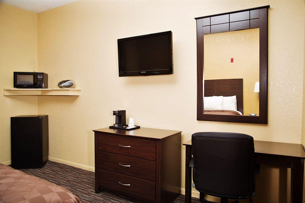 Set de Habitación Winchester Inn & Suites Humble/IAH/North Houston