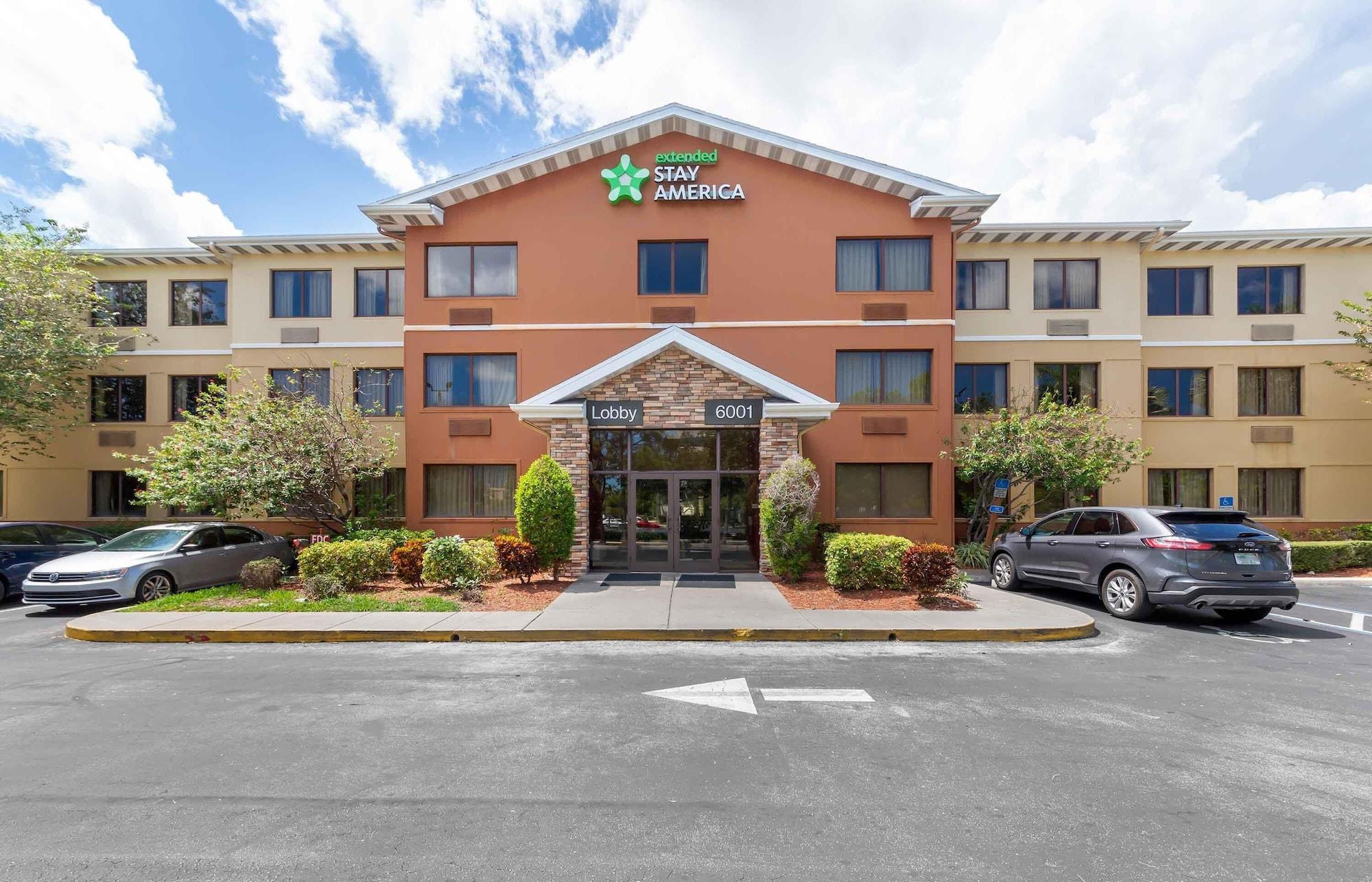 Varios Extended Stay America Suites Ft Lauderdale Cyp Crk NW 6th Wy