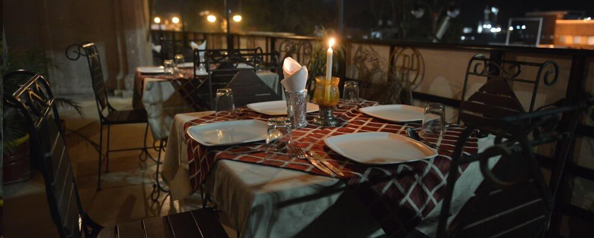 Restaurant Shanti Bhawan Heritage Hotel