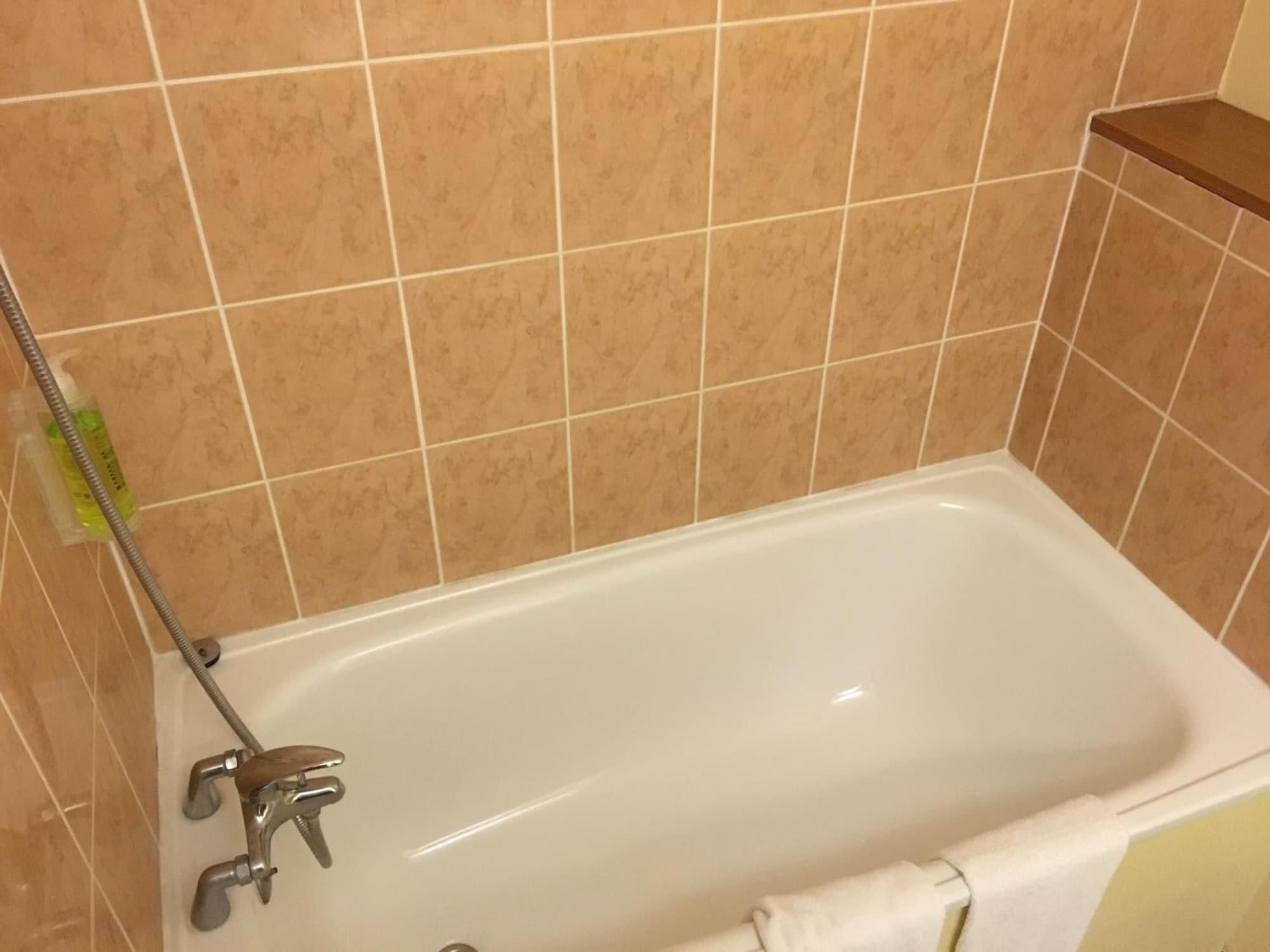 Equipamiento de Habitación Brit Hotel Le Beaulieu