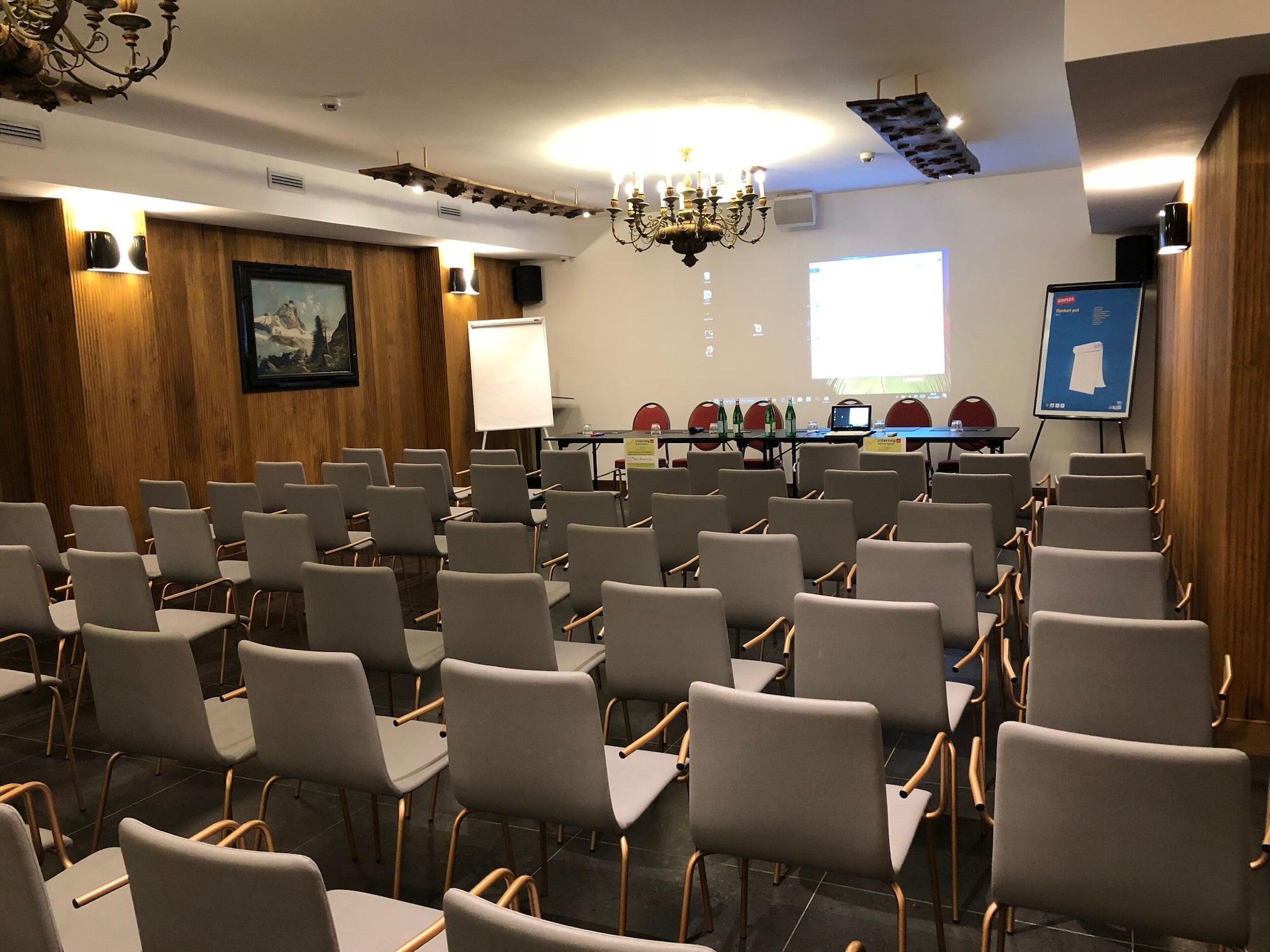 Sala de Reuniones Hotel Duca D'Aosta