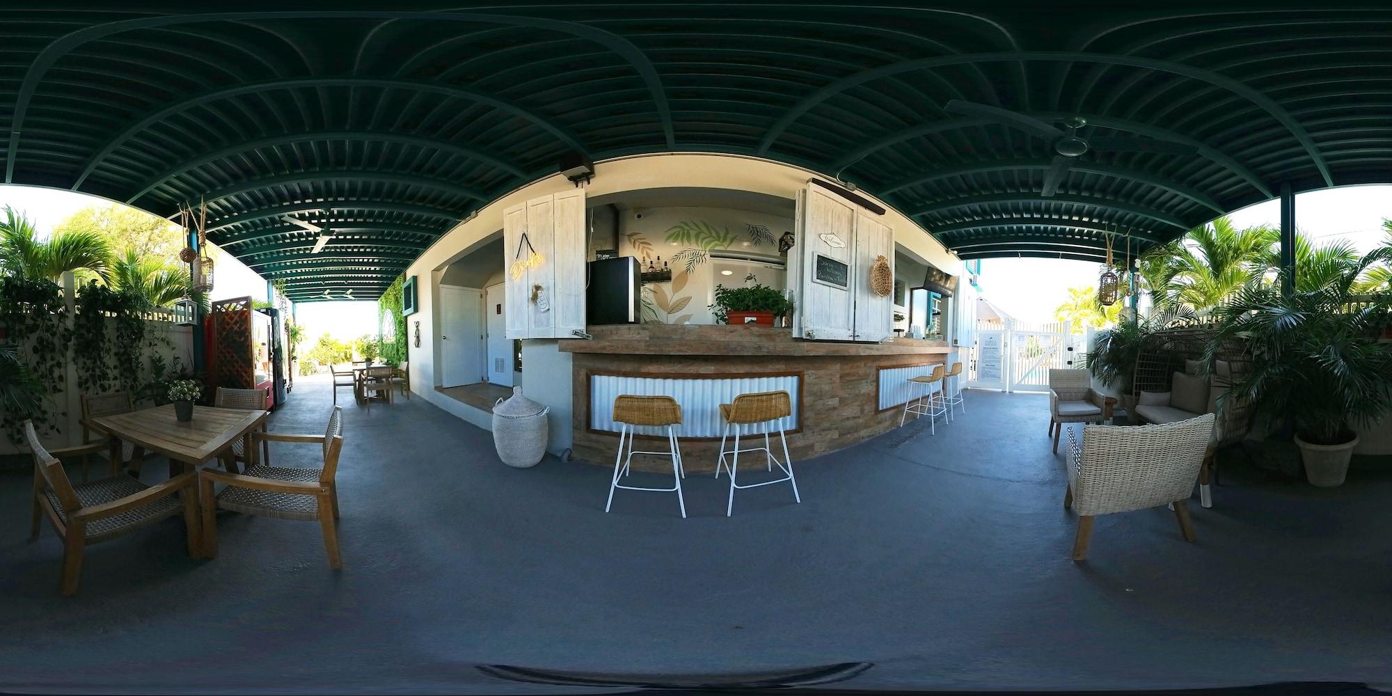 Bar/Salón Turtle Bay Inn