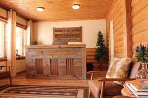 Alojamiento - Elkhorn Cabins And Inn