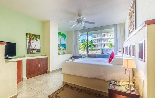 Ixchel - Ground Floor One Bedroom Suite 2108 - Hoteles cerca de Playa Norte en Isla Mujeres