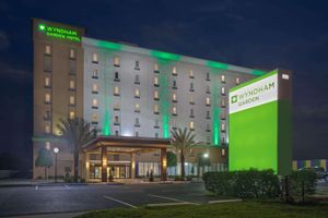 Alojamiento - City Express by Marriott New Orleans 1-10