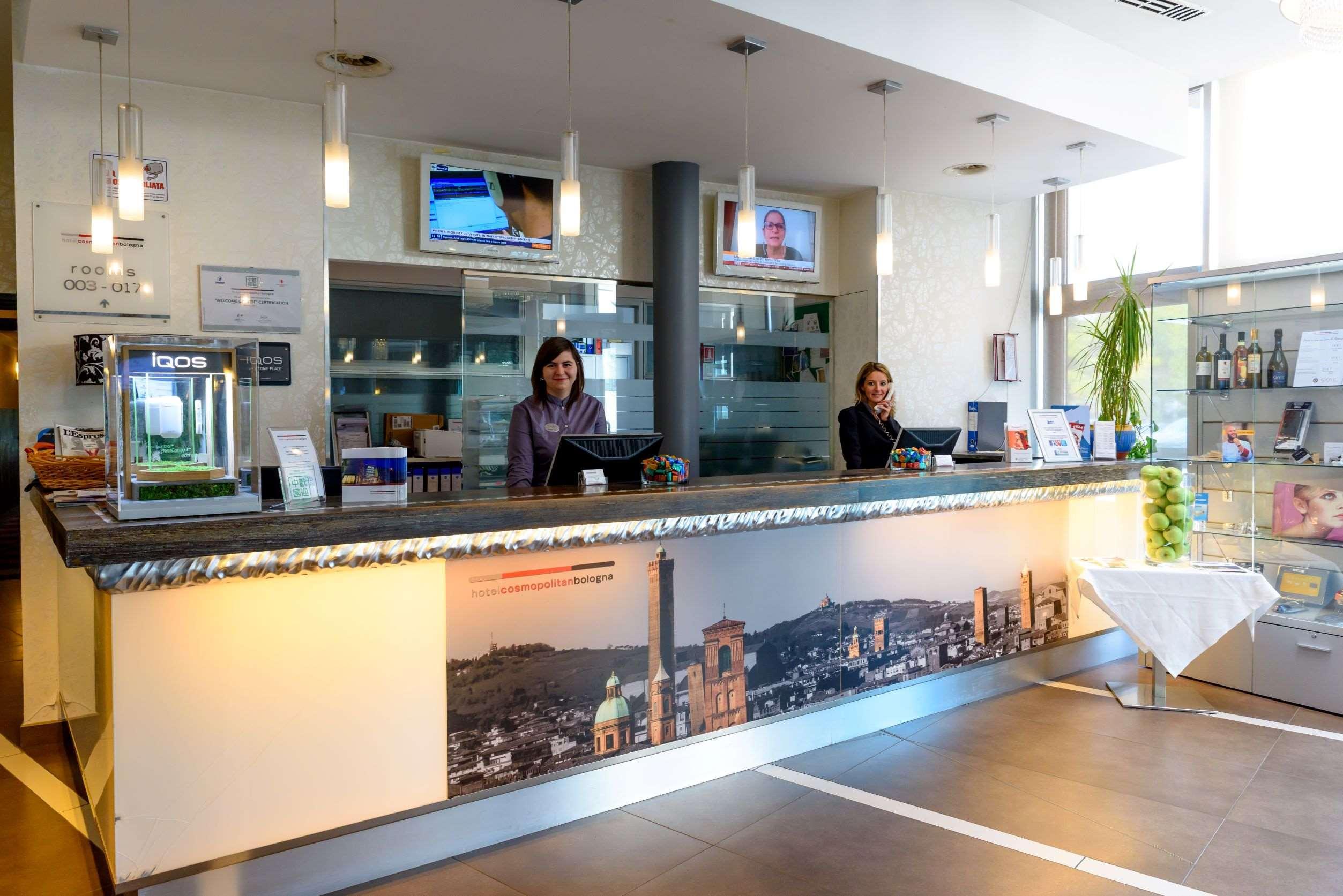 Vista Lobby Hotel Cosmopolitan Bologna