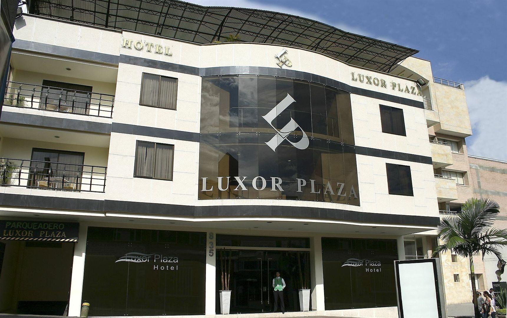 Vista Exterior Hotel Luxor Plaza Pereira