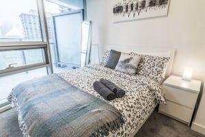 Alquiler Vacacional - AOC Suites 2 Bedroom Condo, City CN Tower View