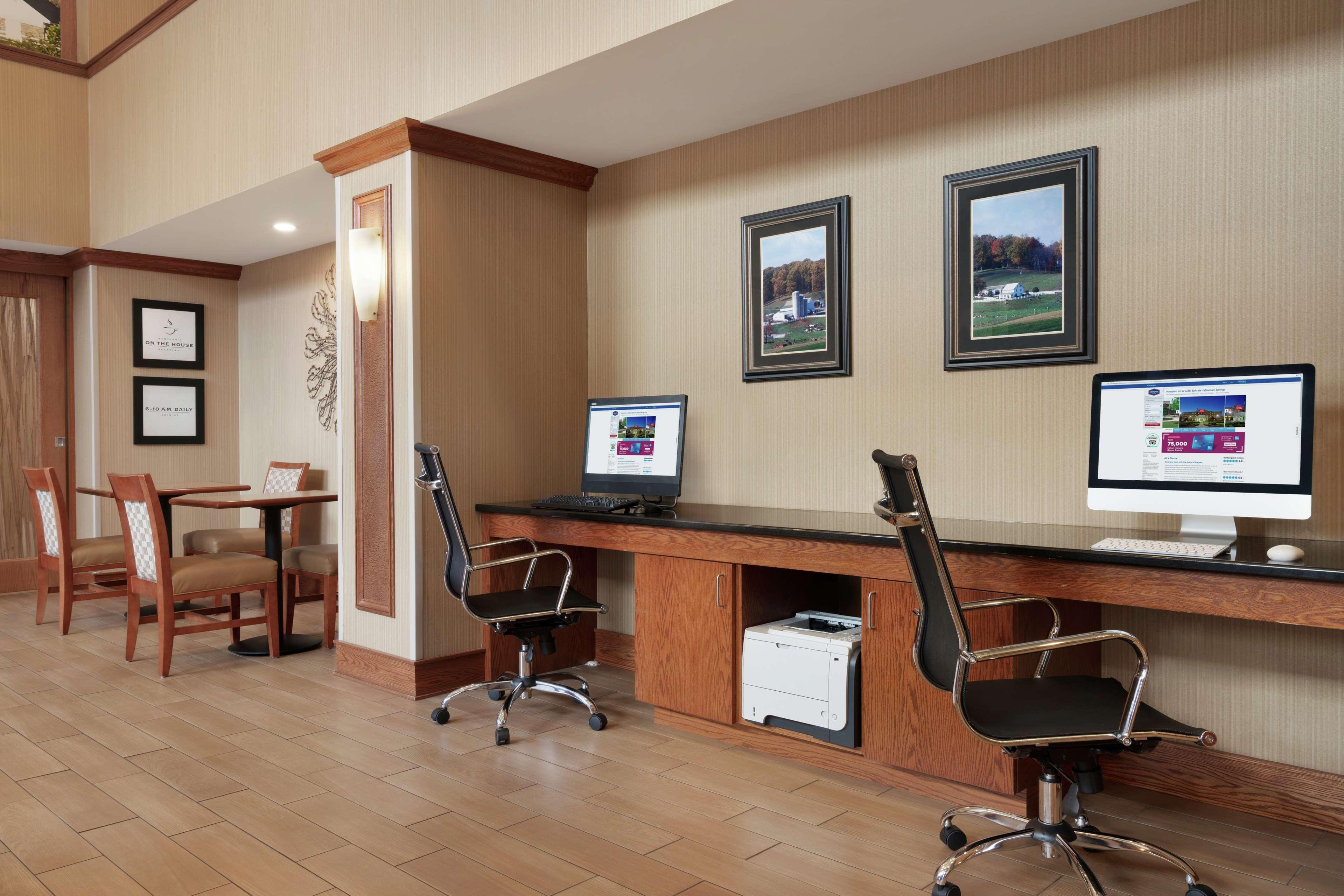 Centro de Negocios Hampton Inn & Suites Ephrata Mountain Springs