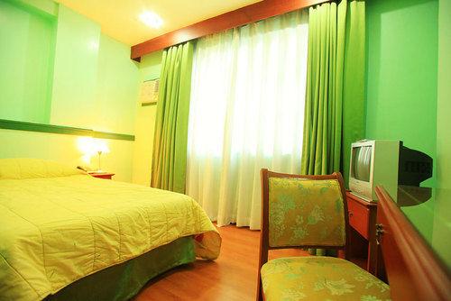 Varios Naga Regent Hotel