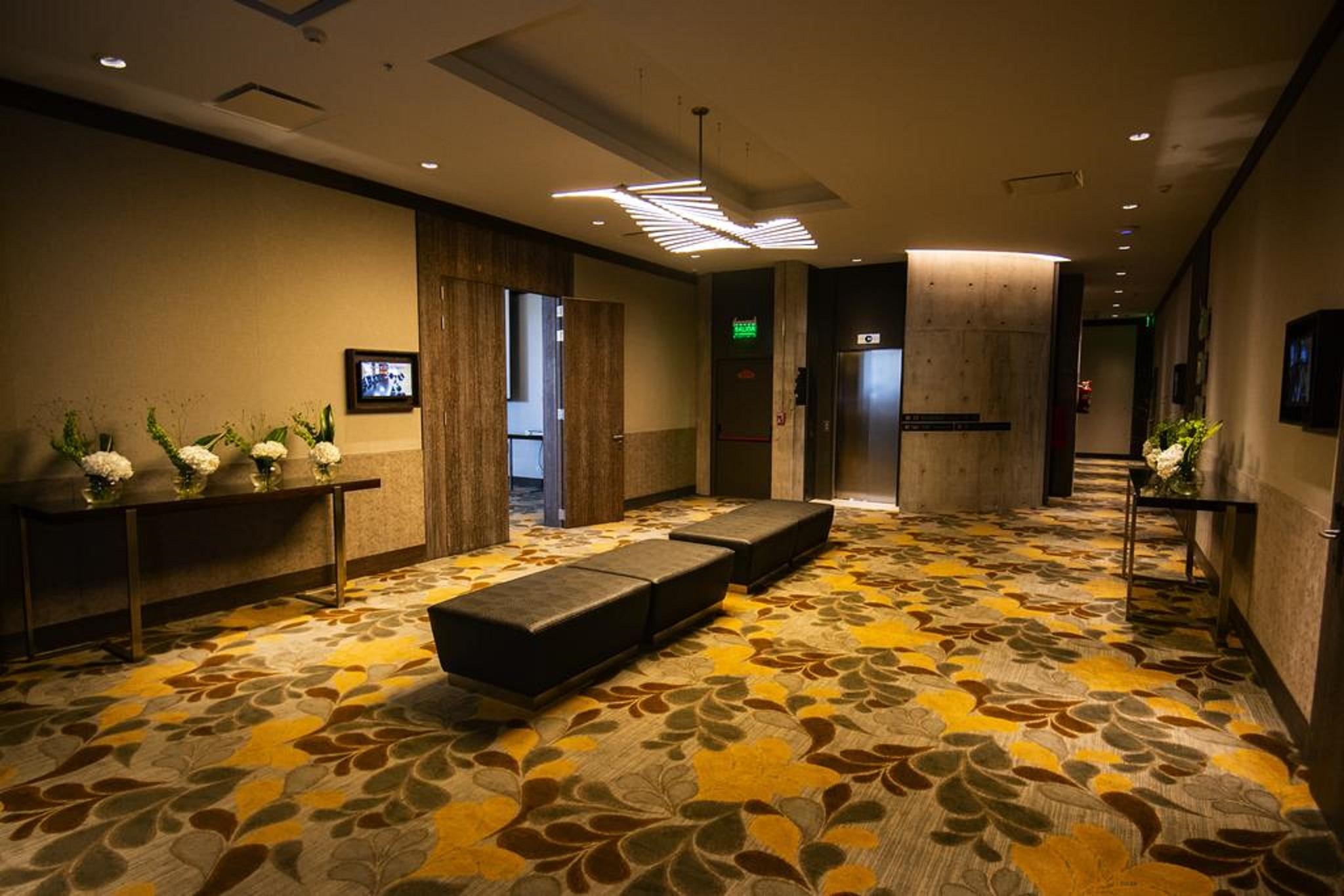 Vista Lobby Grand Brizo La Plata