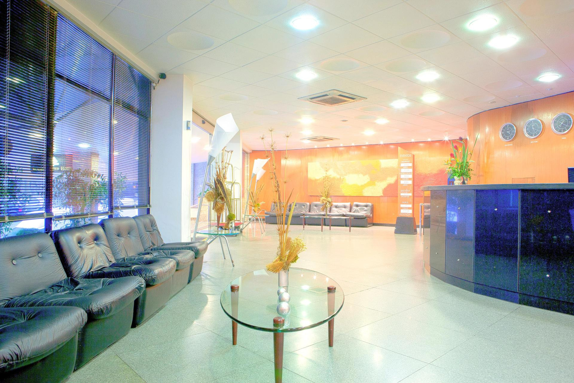Vista Lobby Royal Center Hotel Lourdes