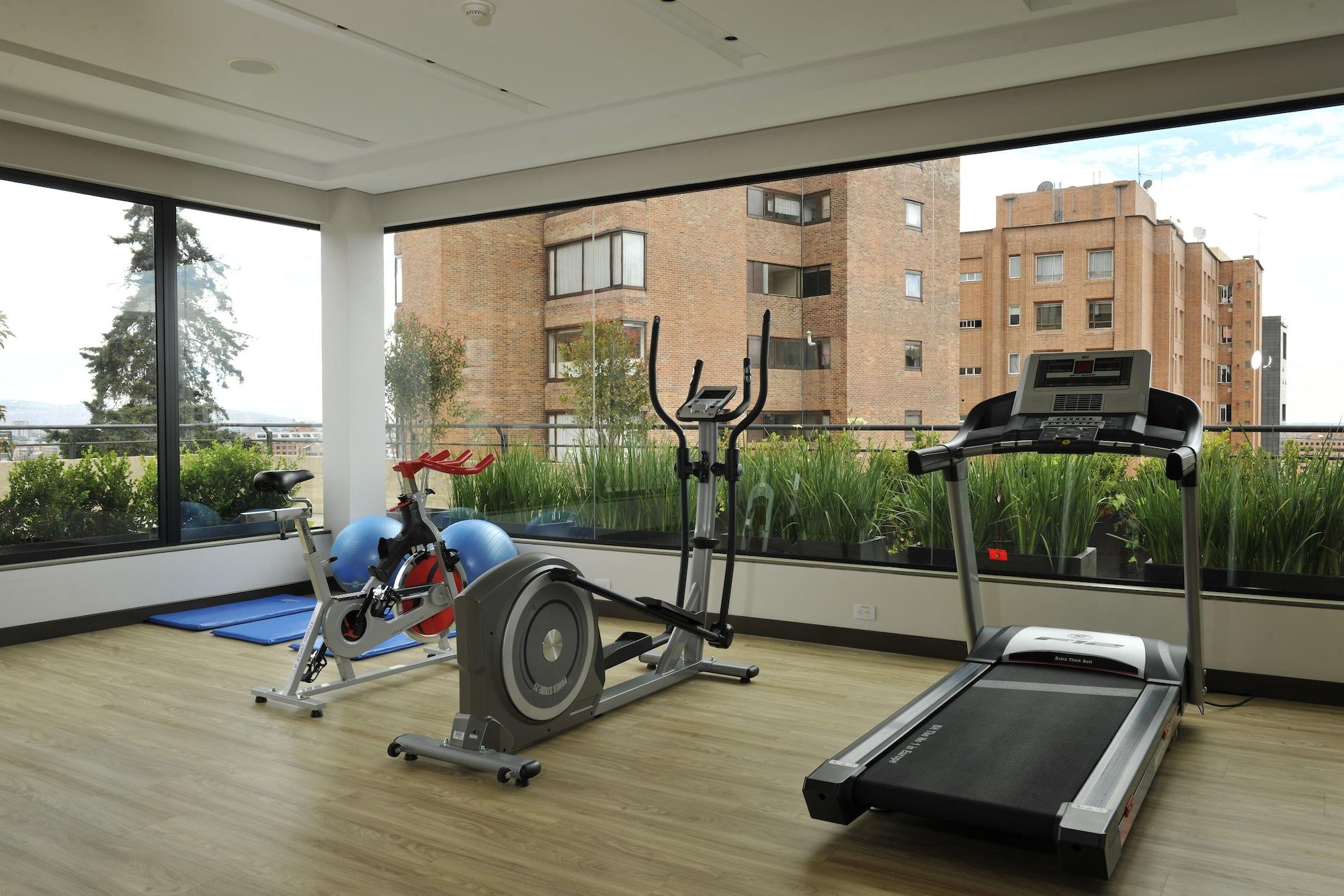 Gimnasio Bs Rosales Hotel And Suites