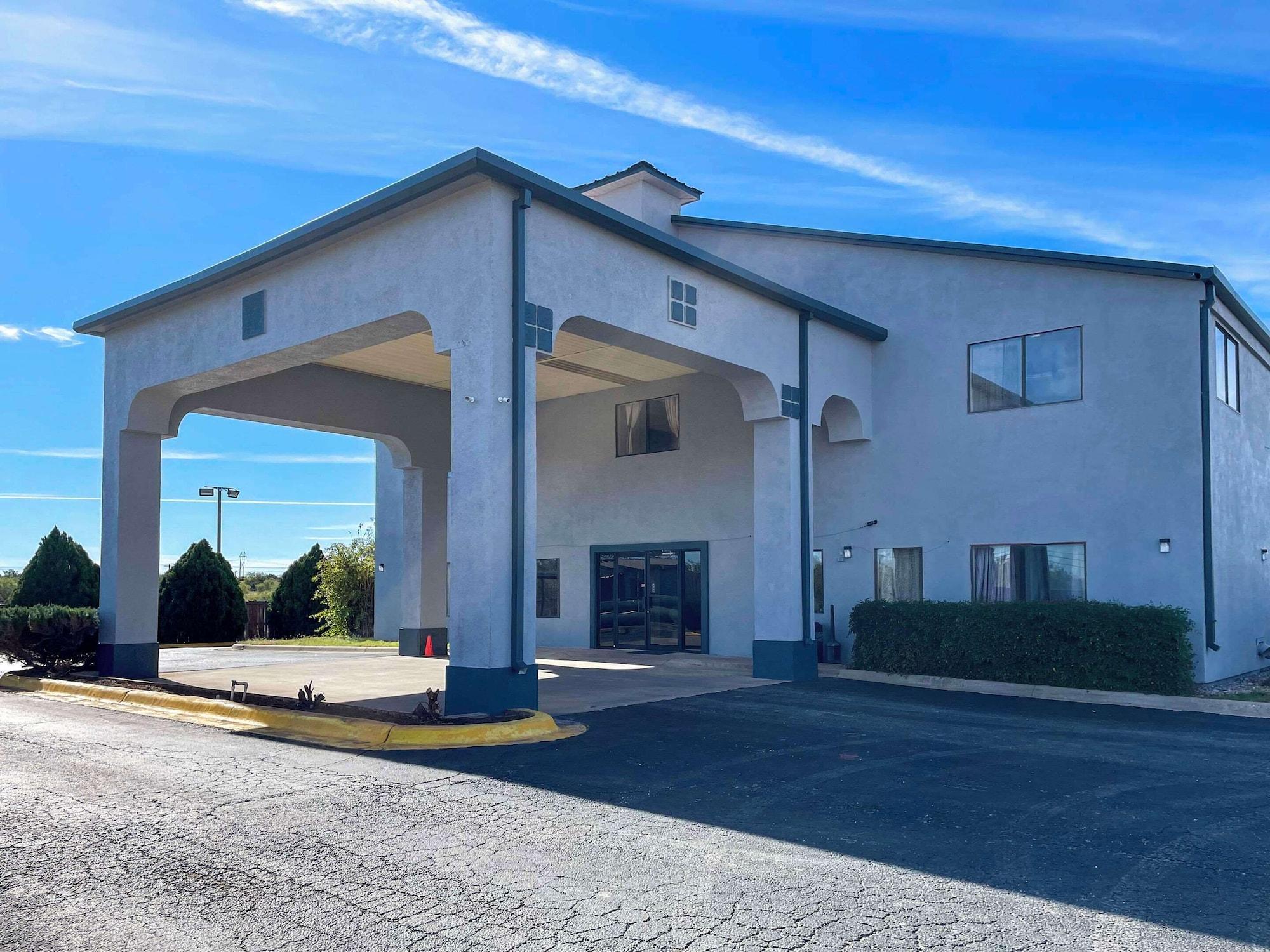 Varios Econo Lodge Inn & Suites Sweetwater I-20