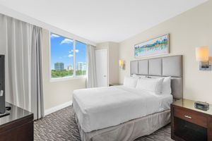 Renta temporal - 1 Bedroom  Suite with intracoastal view