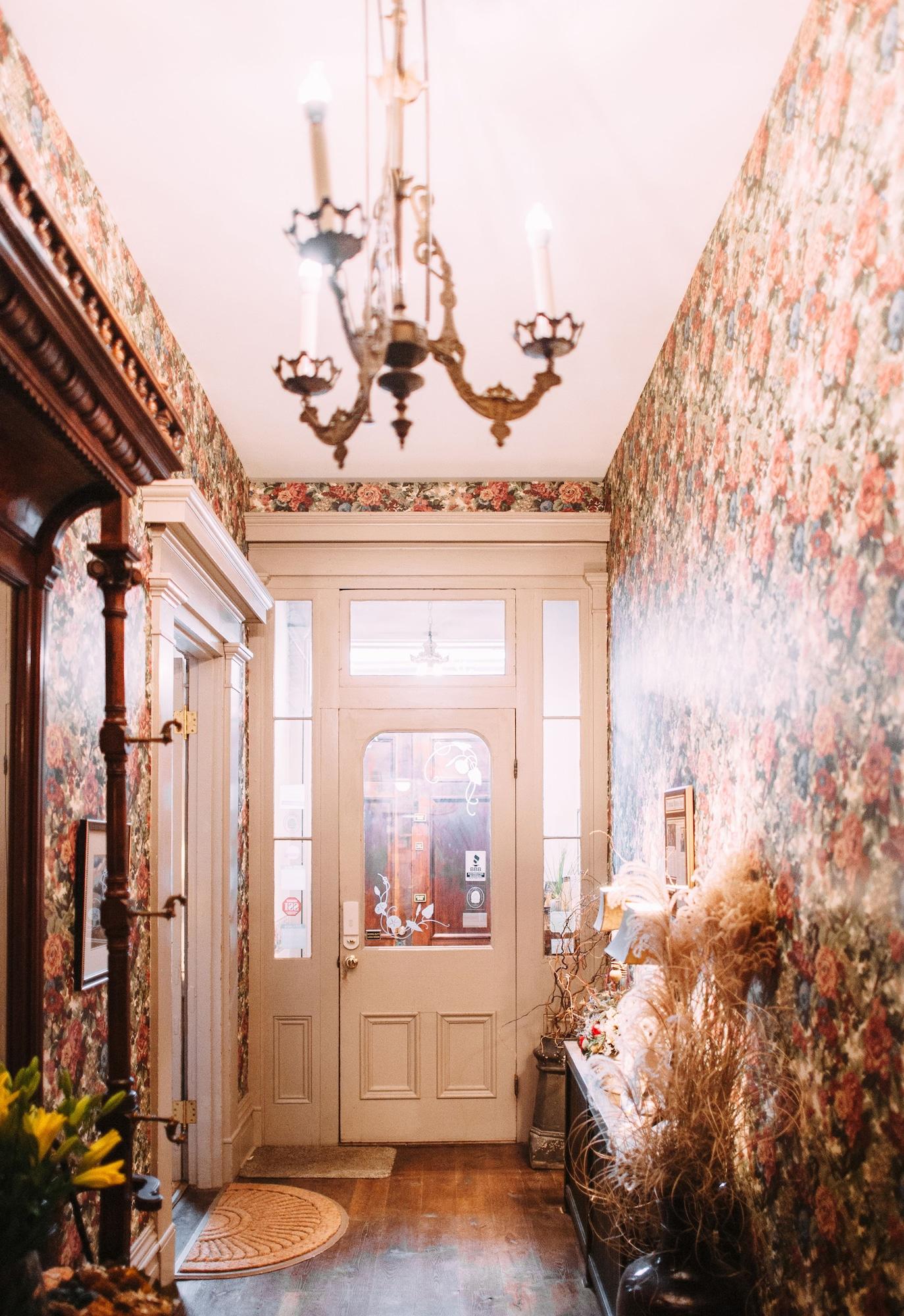 Vista Lobby Morning Glory Inn