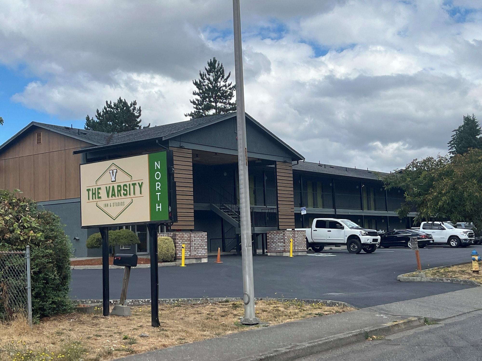 Vista Exterior Varsity North