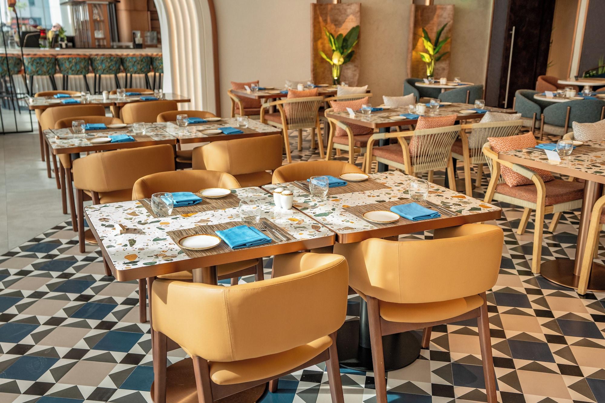 Restaurant Grand Millennium Business Bay