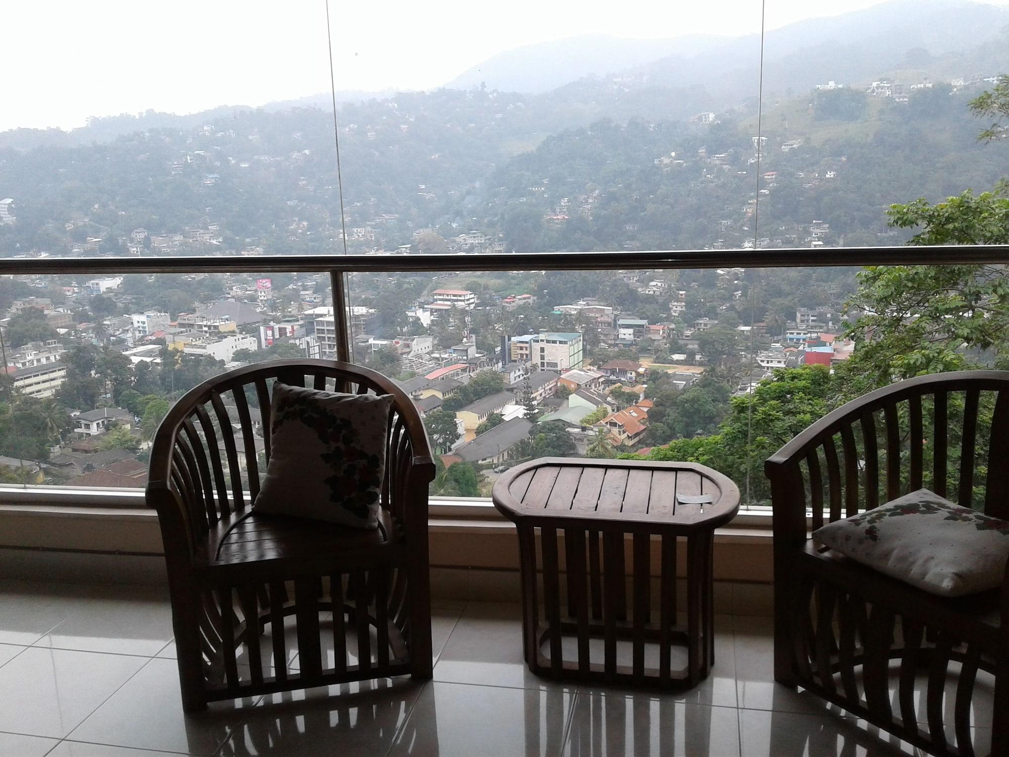 Equipamiento de Habitación Kandy View Garden Hotel