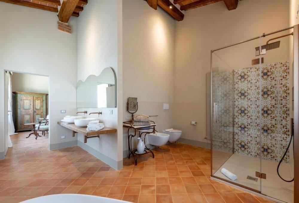 Equipamiento de Habitación Nobilis Charme Relais