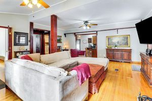 Alquiler Vacacional - 4 Mi to Camelback! Group-friendly Poconos Cabin