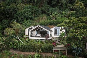 Alquiler Vacacional - Un refugio natural en medio del bosque tropical, Un lugar escondido en las nubes