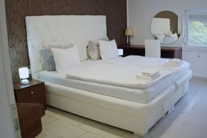 Alquiler Vacacional - Deluxe Villa With a Pool!
