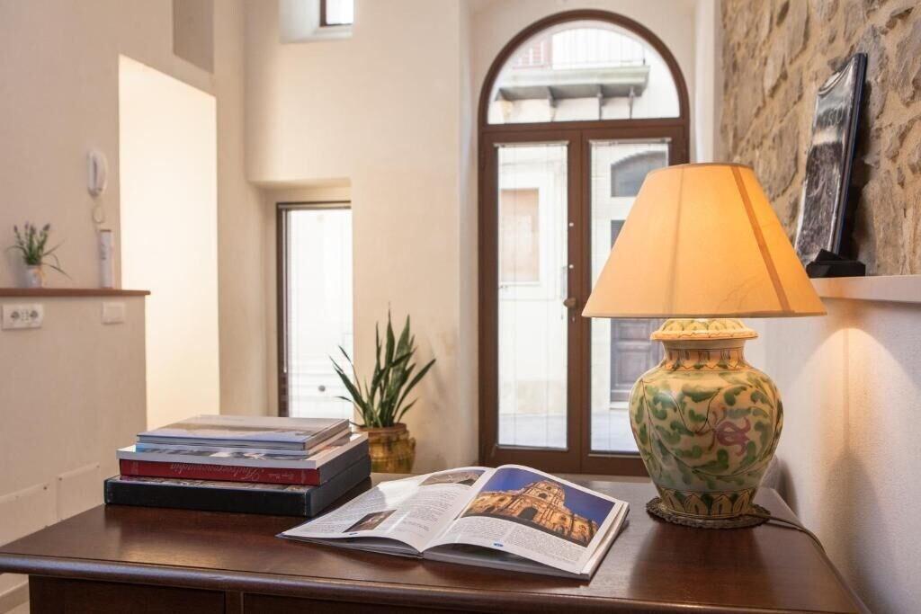 Vista Lobby Candelieri19