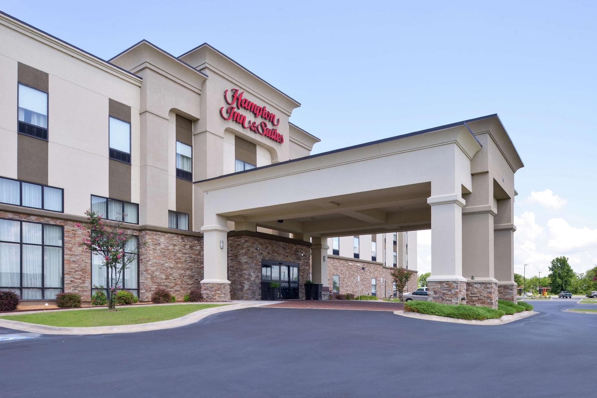 Vista Exterior Hampton Inn & Suites by Hilton Lonoke