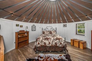 Alquiler Vacacional - Stay in a Real Silo • Cozy Loft + Electric Fireplace + Full Bath Near Boise