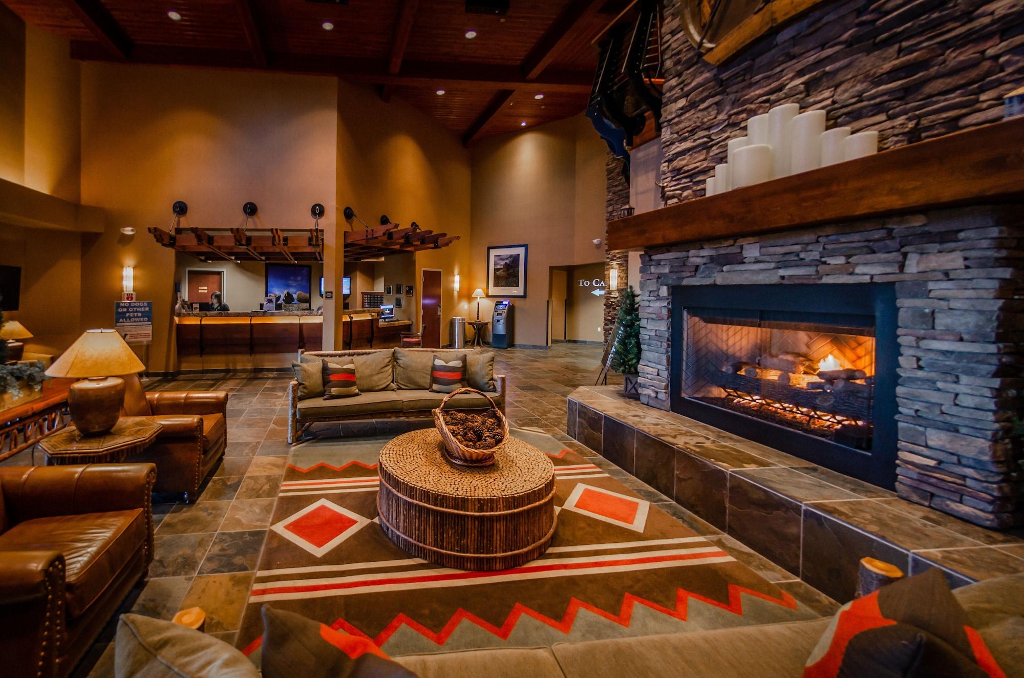 Vista Lobby Lodge At Feather Falls Casino