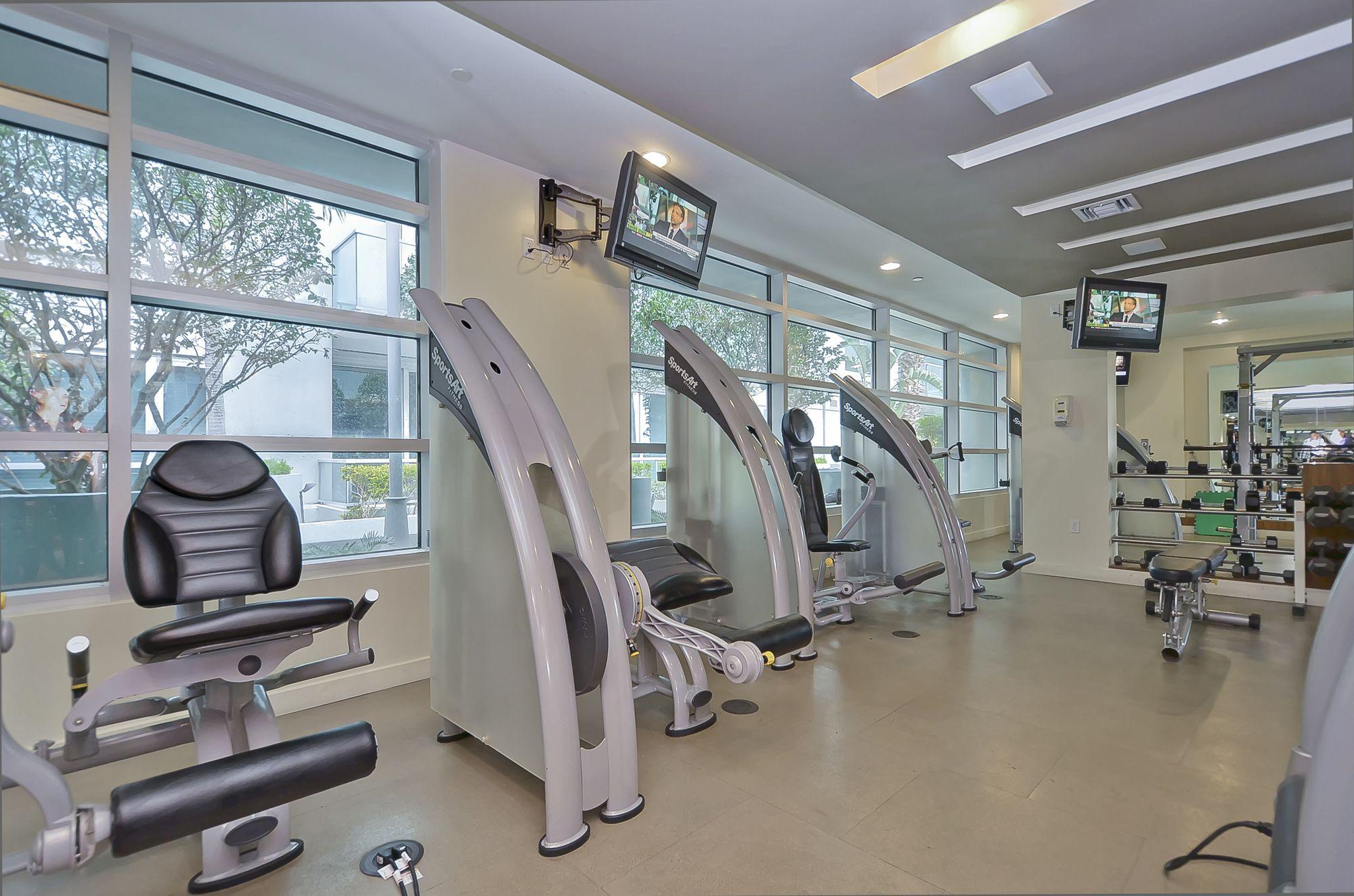 Health club NEW Two bedroom condo in Channelside Tam