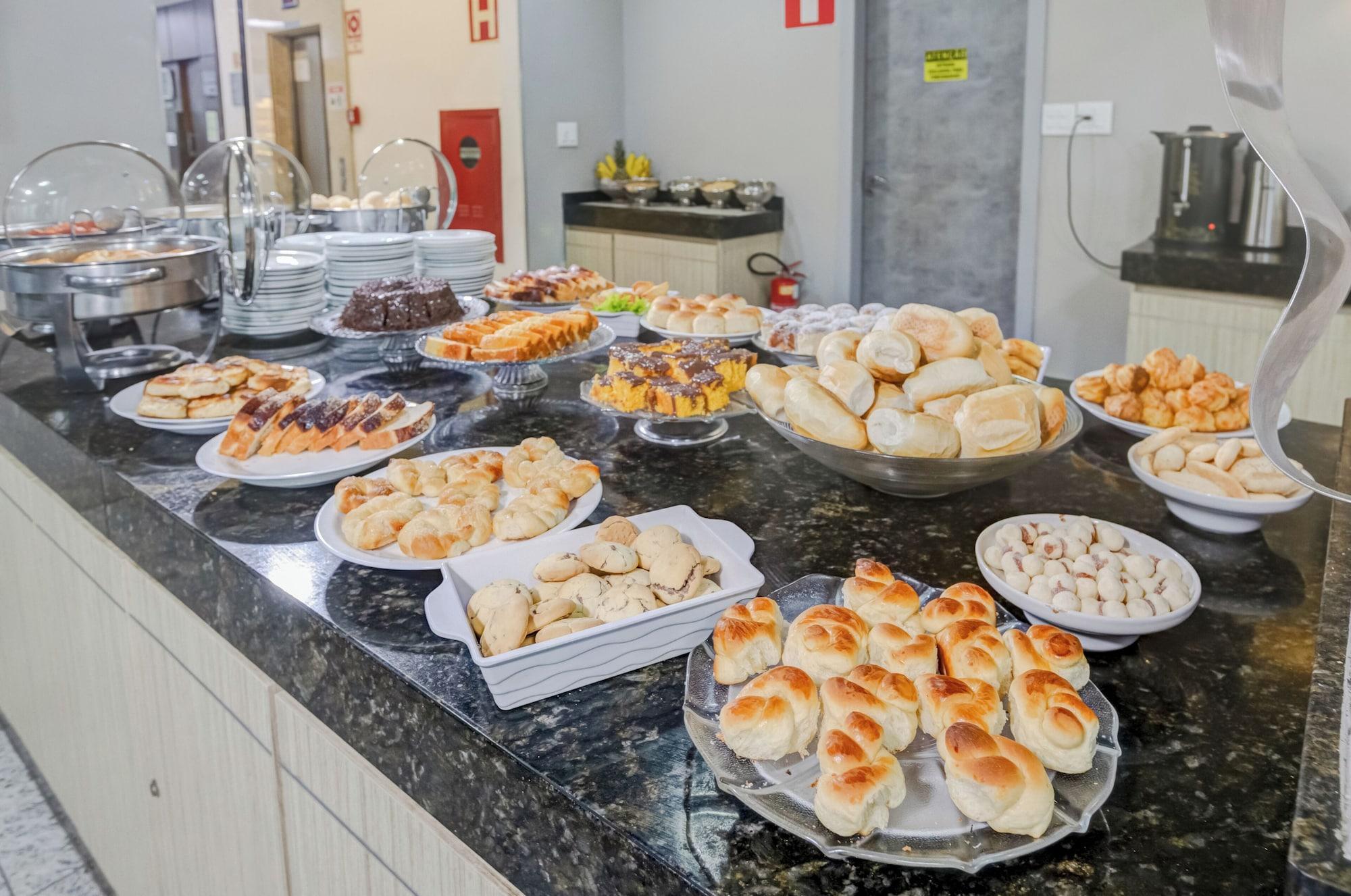 Restaurant BH Jaraguá Hotel