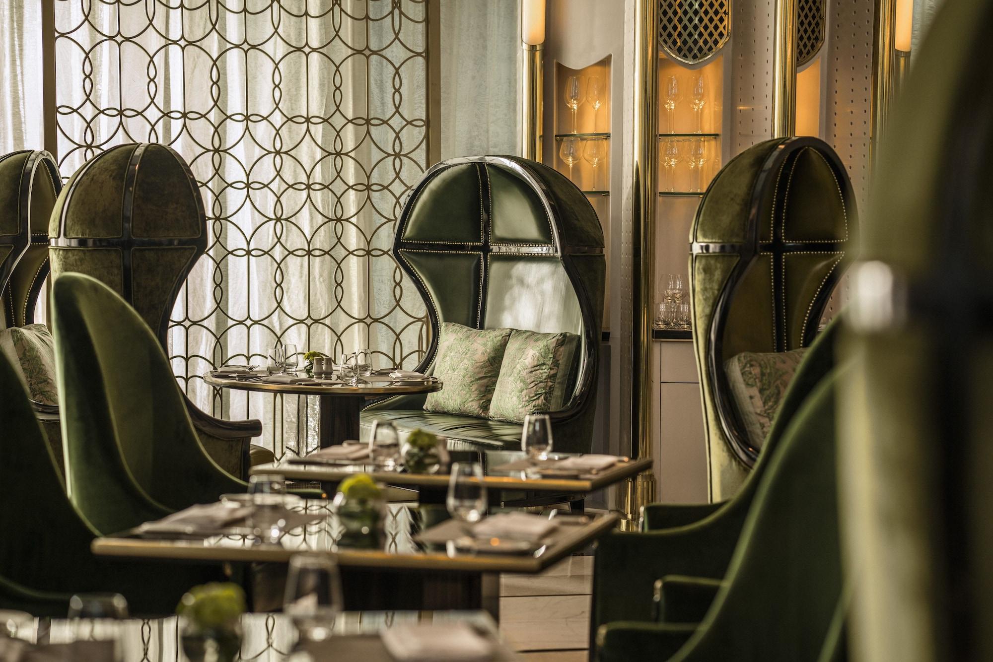 Restaurant Four Seasons Hotel Jakarta