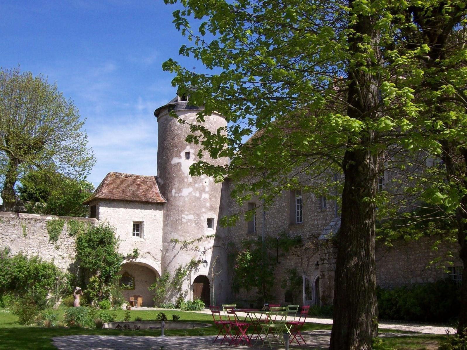 Vista Exterior Le Relais Louis XI
