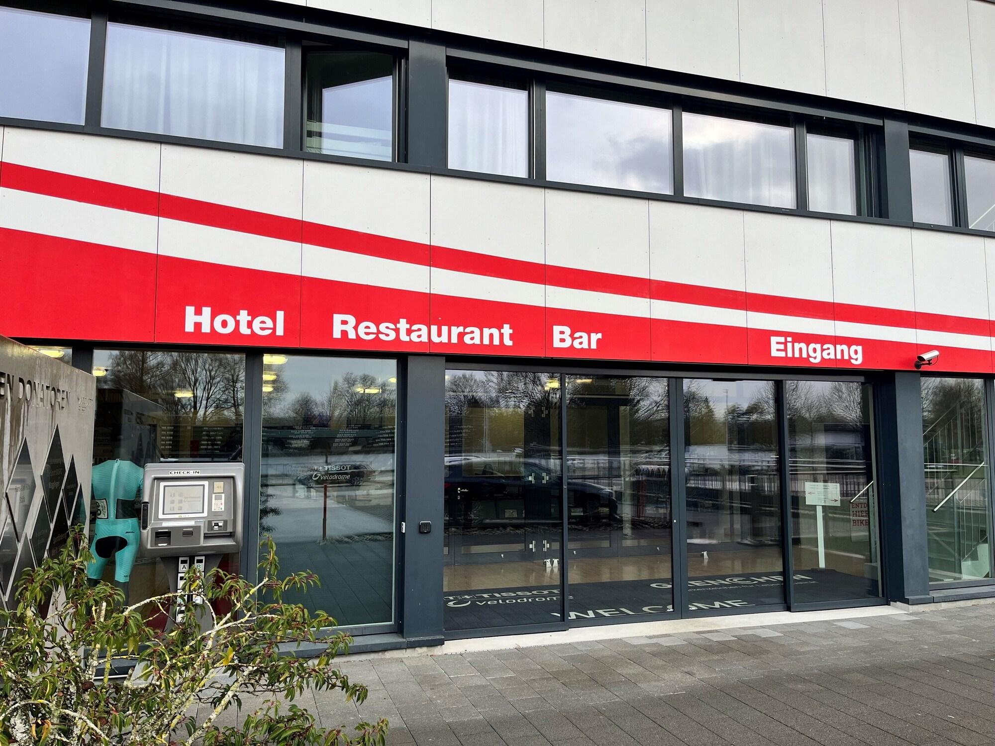 Vista Lobby Omnium Sport Hotel