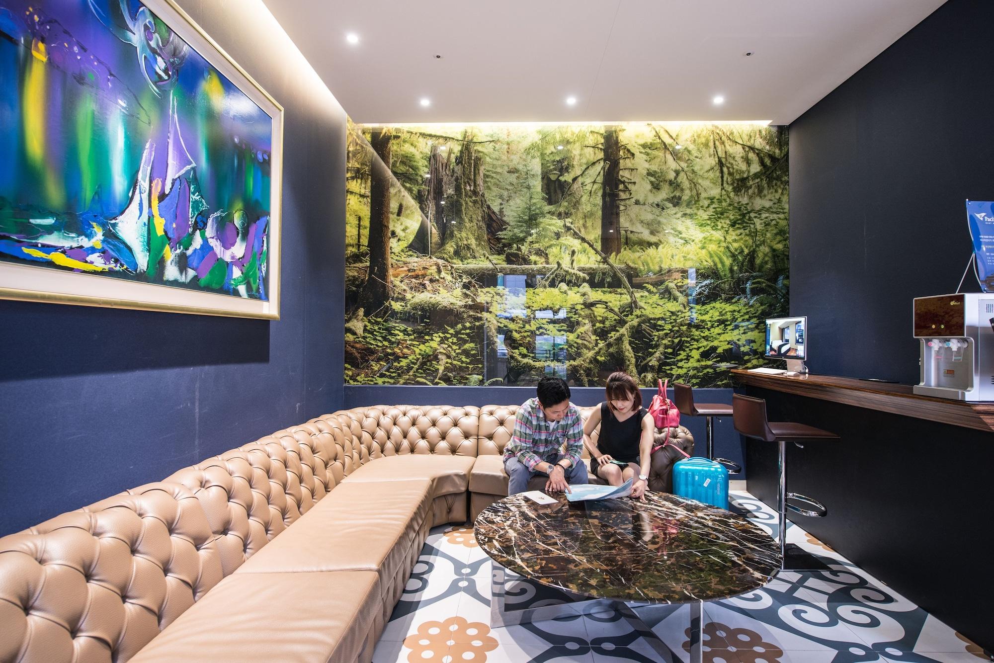 Vista Lobby Hotel Leo