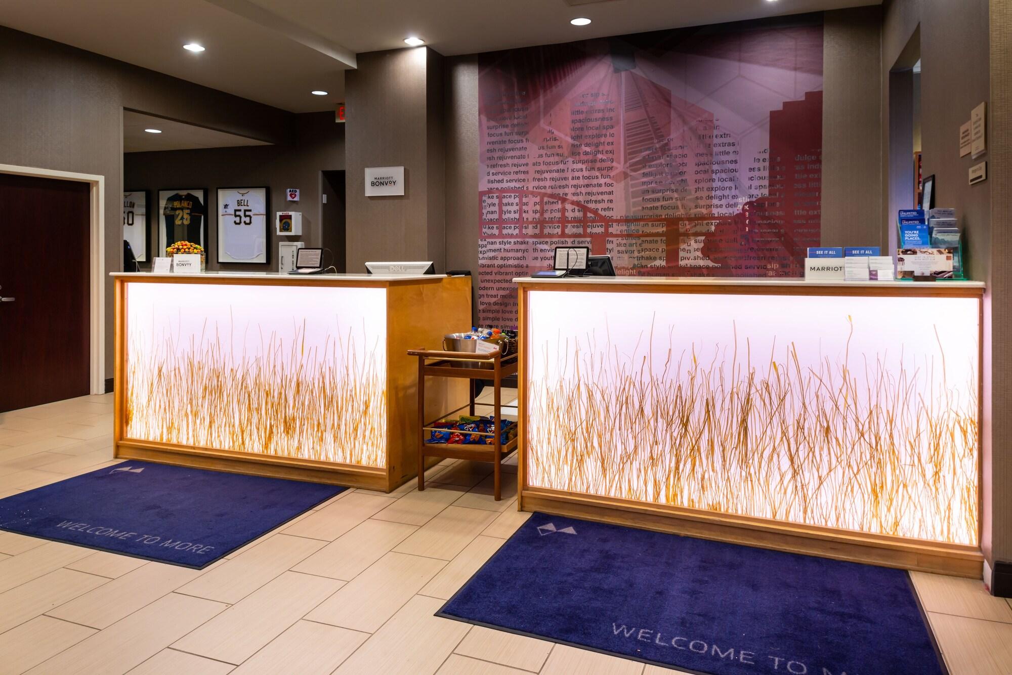 Vista Lobby Springhill Suites by Marriott Pittsburgh North Shore