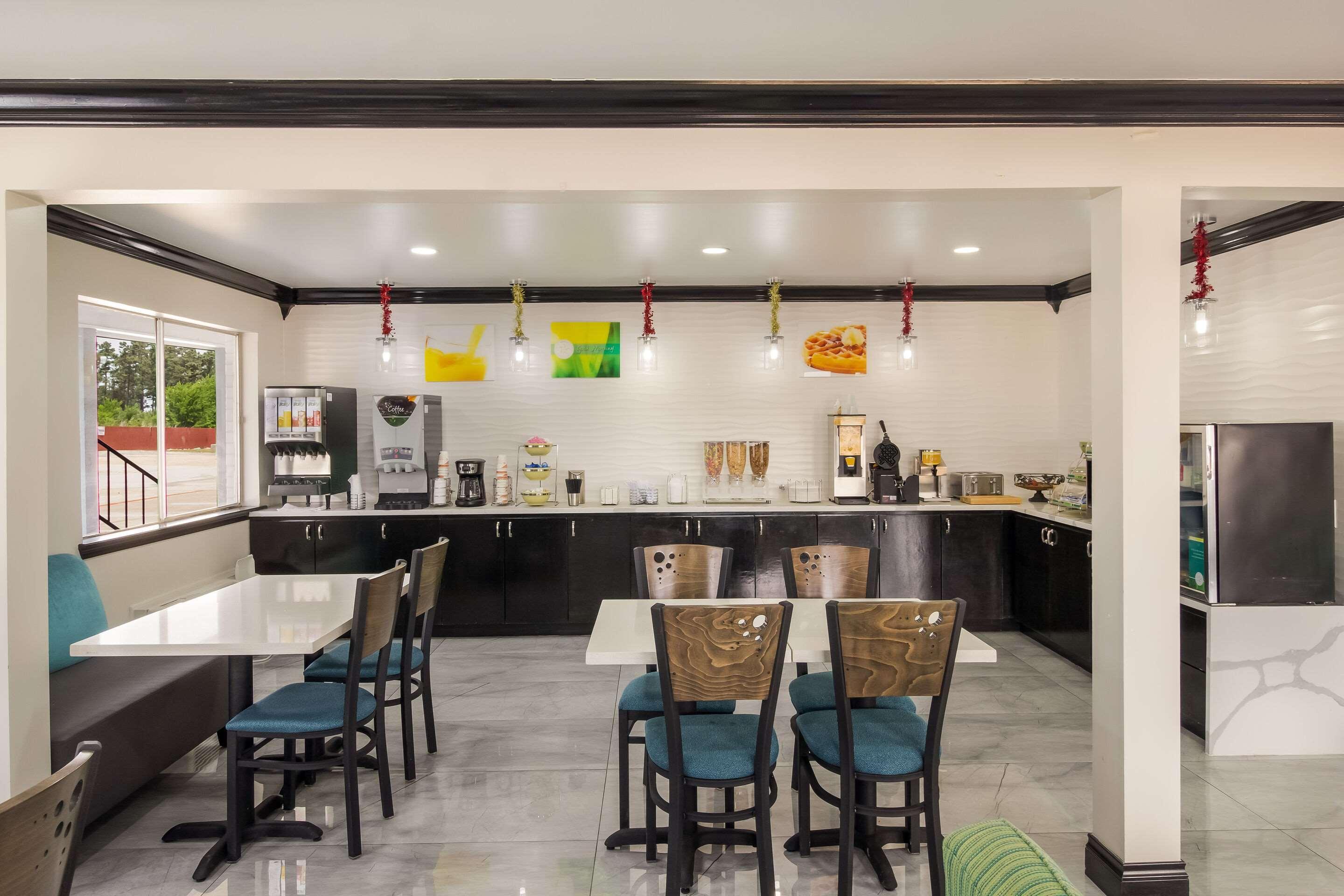 Restaurant Quality Inn Madisonville