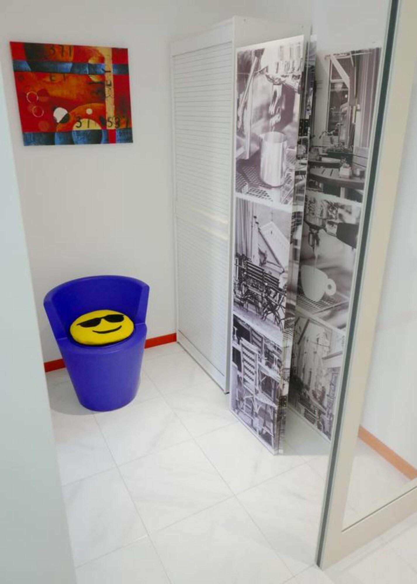 Vista Lobby I Love Art