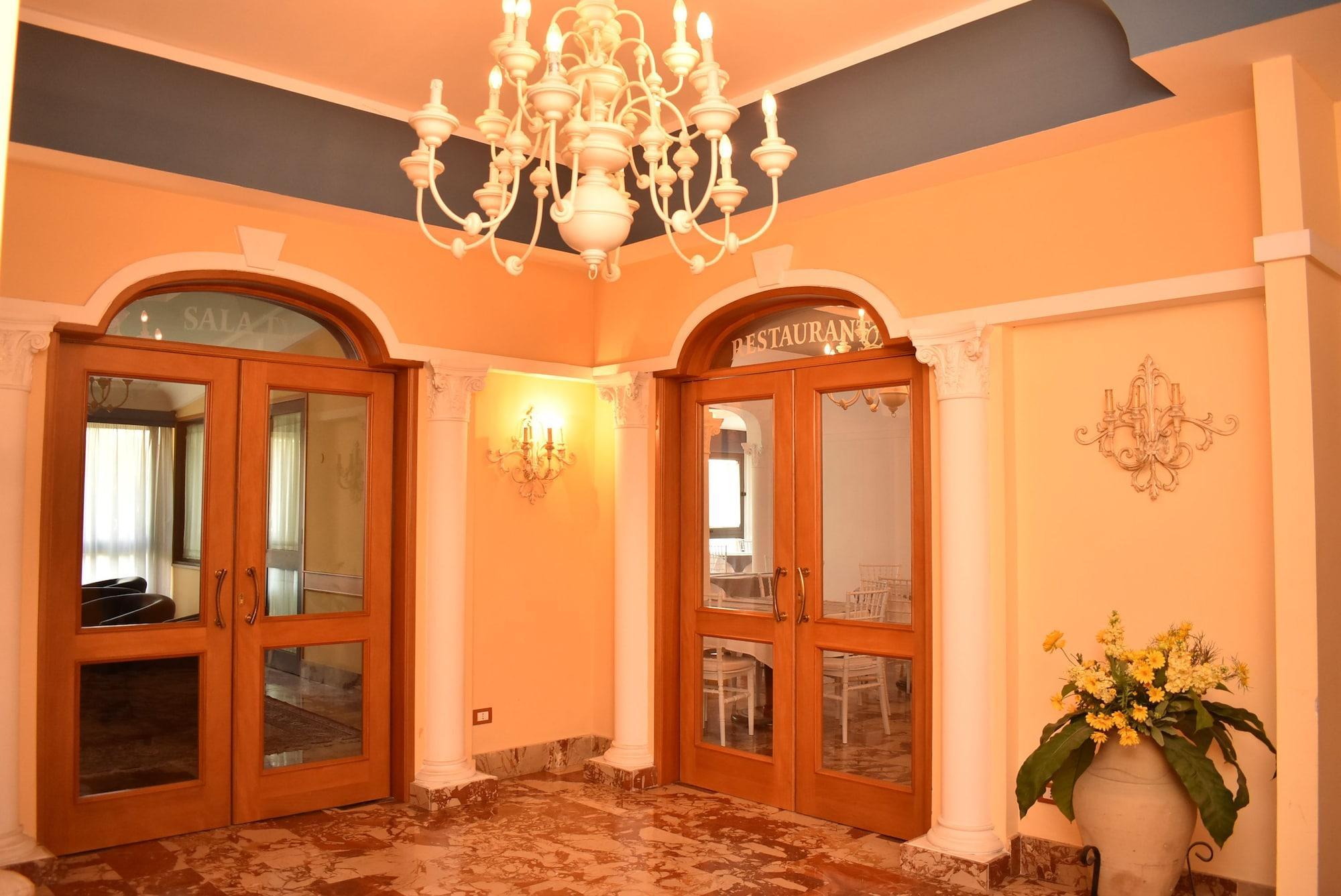 Vista Lobby Hotel Miravalle